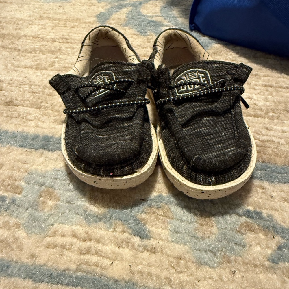 Hey Dudes Black and Cream Kids/toddler